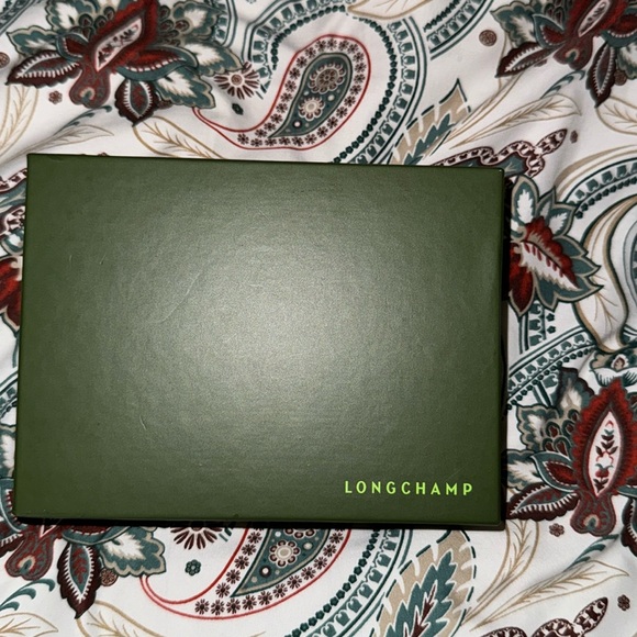 Brand New Longchamp Leather Belt - Picture 3 of 12